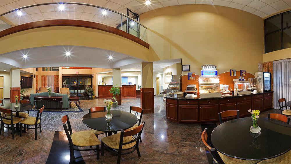 Holiday Inn Express Hotel & Suites Lawrenceville By Ihg Экстерьер фото